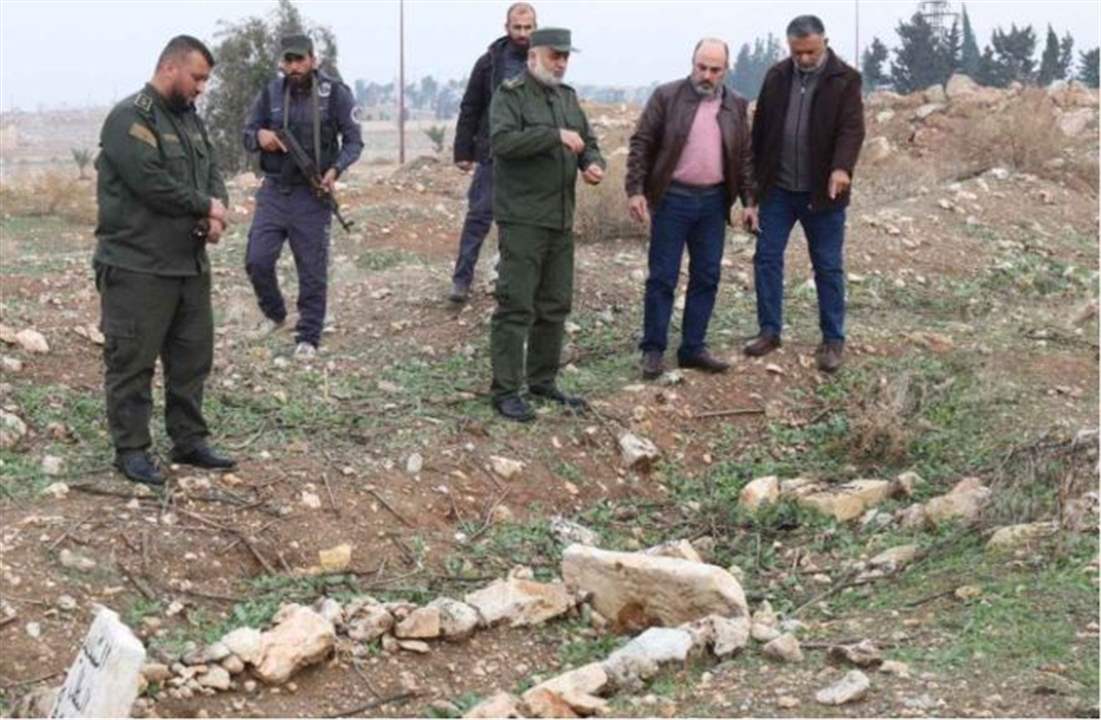 "تضم مئات الجثث".. العثور على مقبرة جماعية في حلب