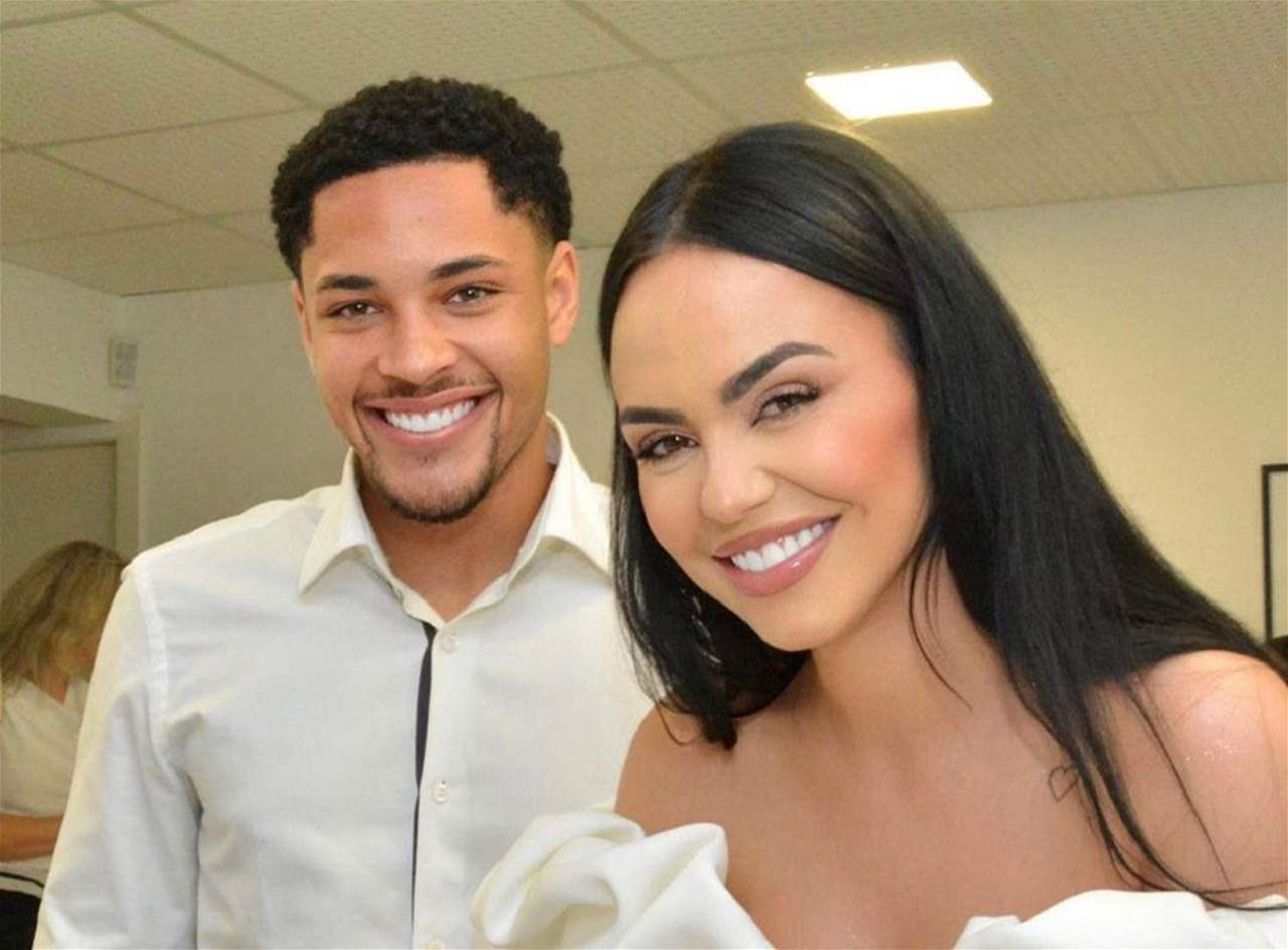 زوجة لاعب برشلونة تطلب الطلاق وسط اتهامات بـ"السلوك المتسلّط"