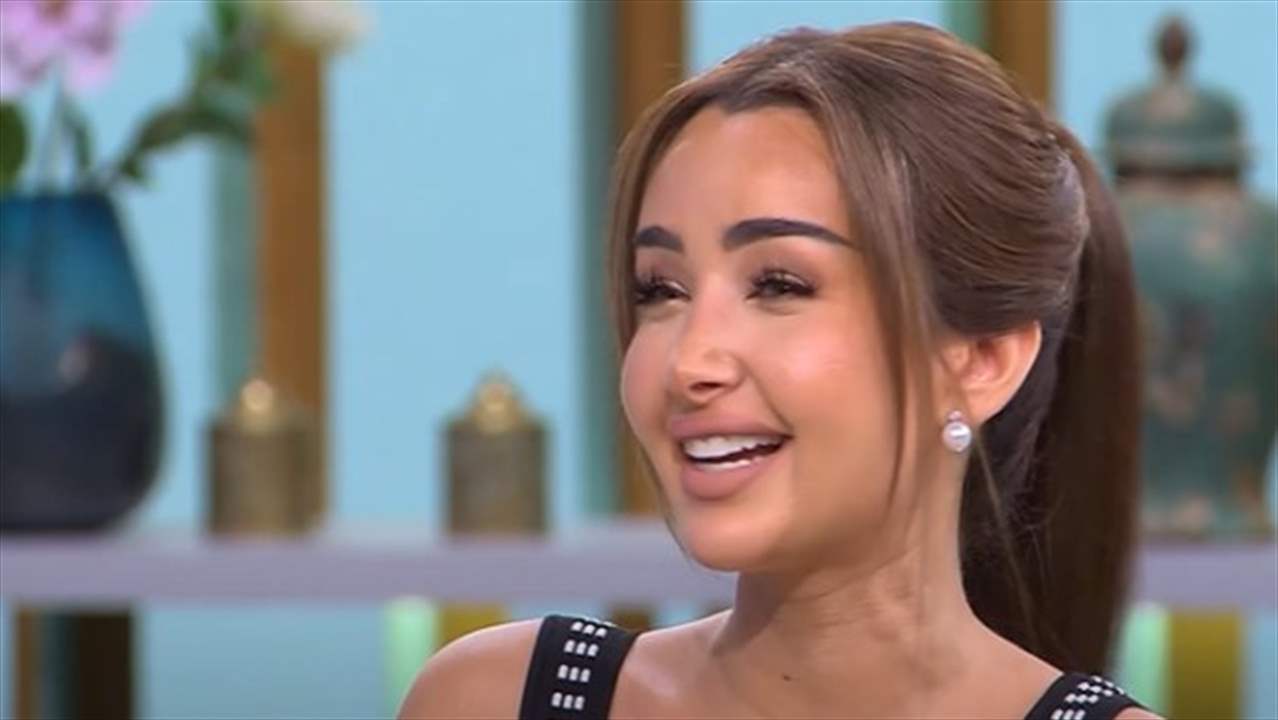 بعد طلاقها..هنا الزاهد تفاجئ الجمهور 