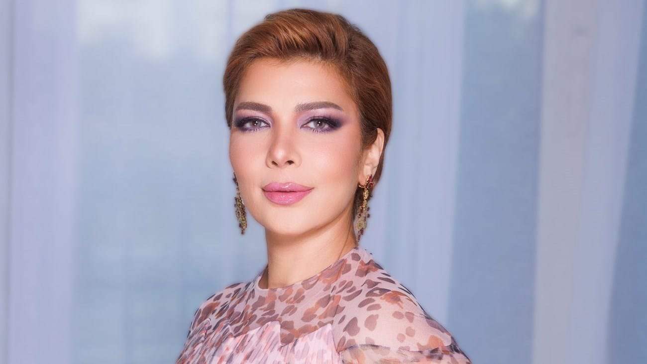 اصالة ترفض لقب "الملكة" بسبب أحلام.. فيديو طريف يتصدر