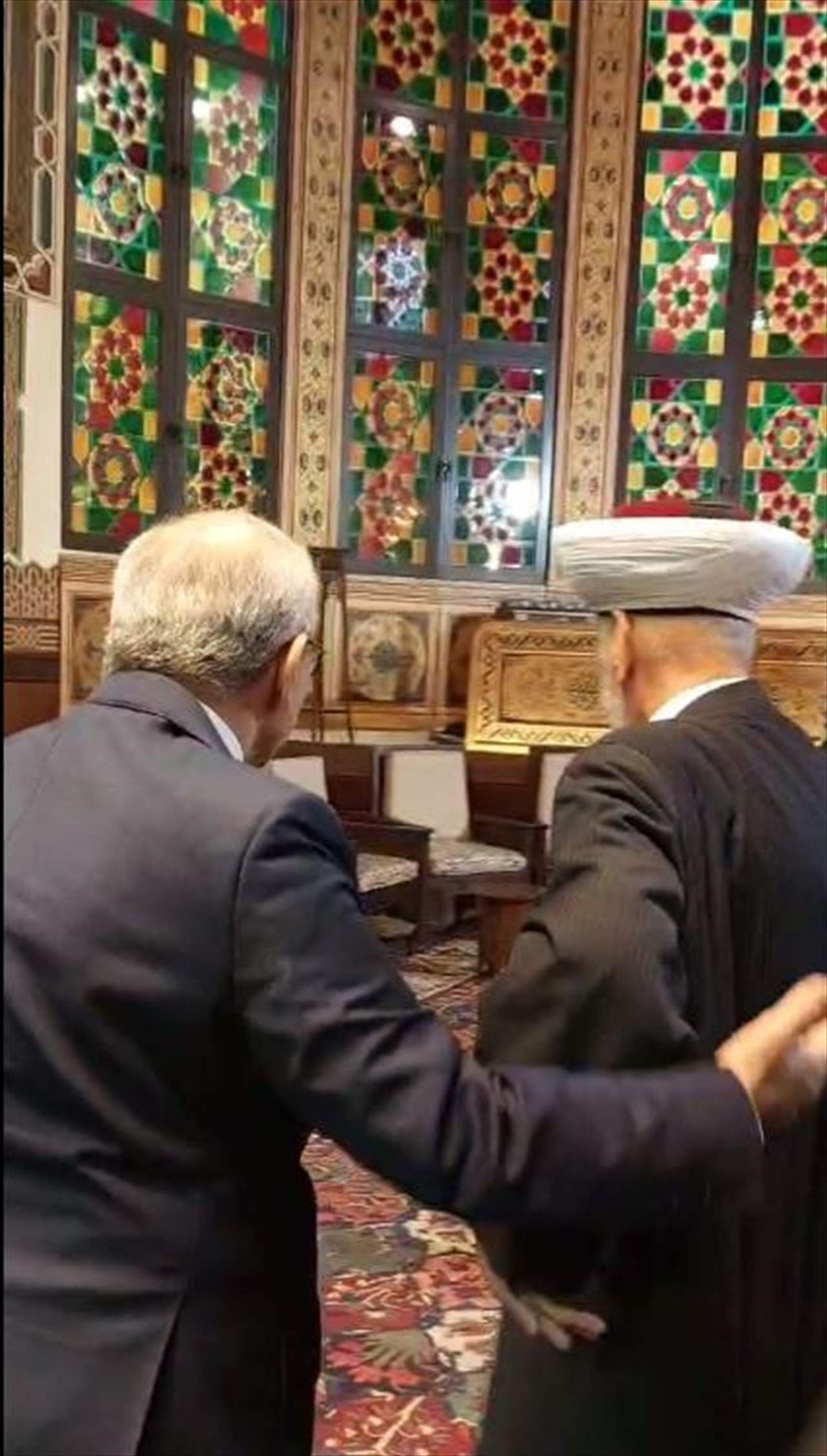 بالفيديو: اللقاء الأول.. وسلام وكلام من دار الفتوى! 