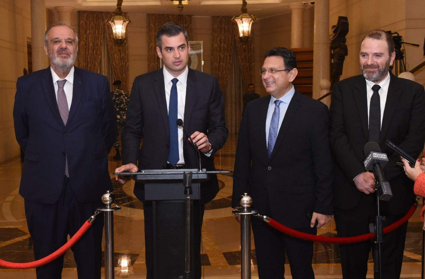 التكتل الوطني المستقل: هل المطلوب اليوم إنتاج حكومة حسان دياب جديدة؟