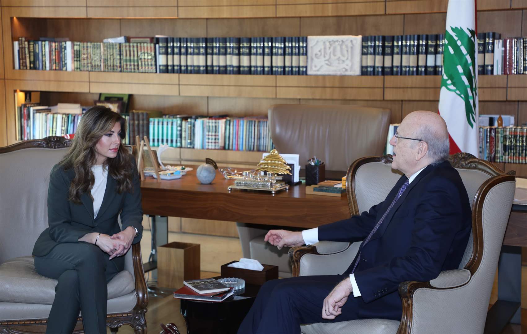 بالصور - ميقاتي يلتقي أورتاغوس 