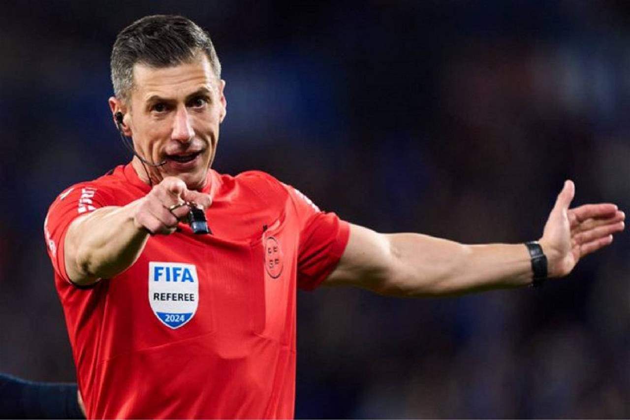 بعد تعادل ريال وأتليتكو .. نشر المحادثة بين الحكم وحكم "الفار"