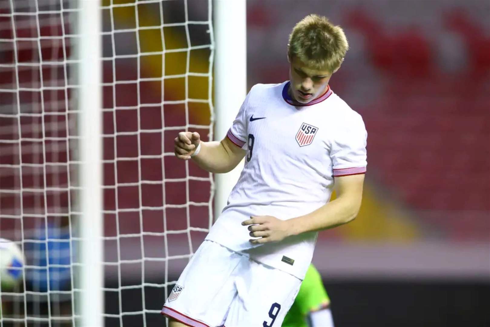 فيديو - فاز (22-0) بينها 10 أهداف للاعب واحد