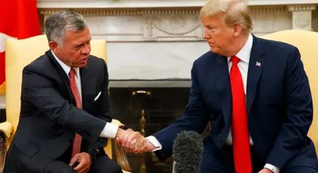 &quot;رفة&quot; عيون العاهل الأردني خلال لقاء ترامب حديث مواقع التواصل