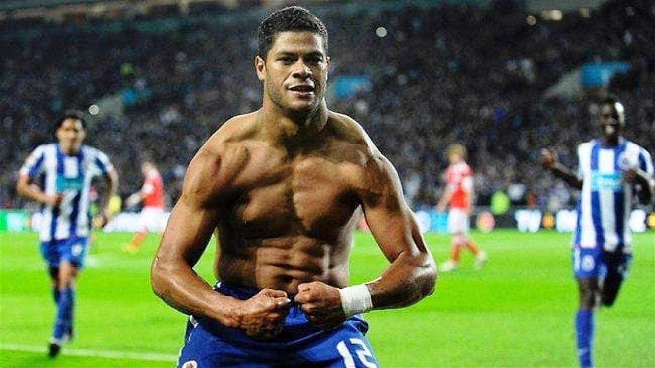 فيديو - المُخضرم هالك يُسجل هدفاً خرافياً