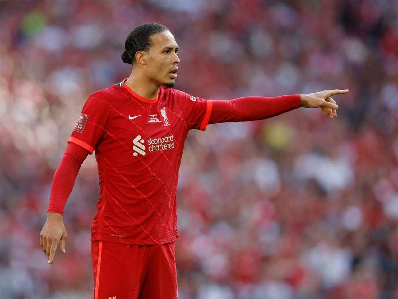 فان ديك "معروض" على برشلونة مع اقتراب نهاية عقده مع ليفربول