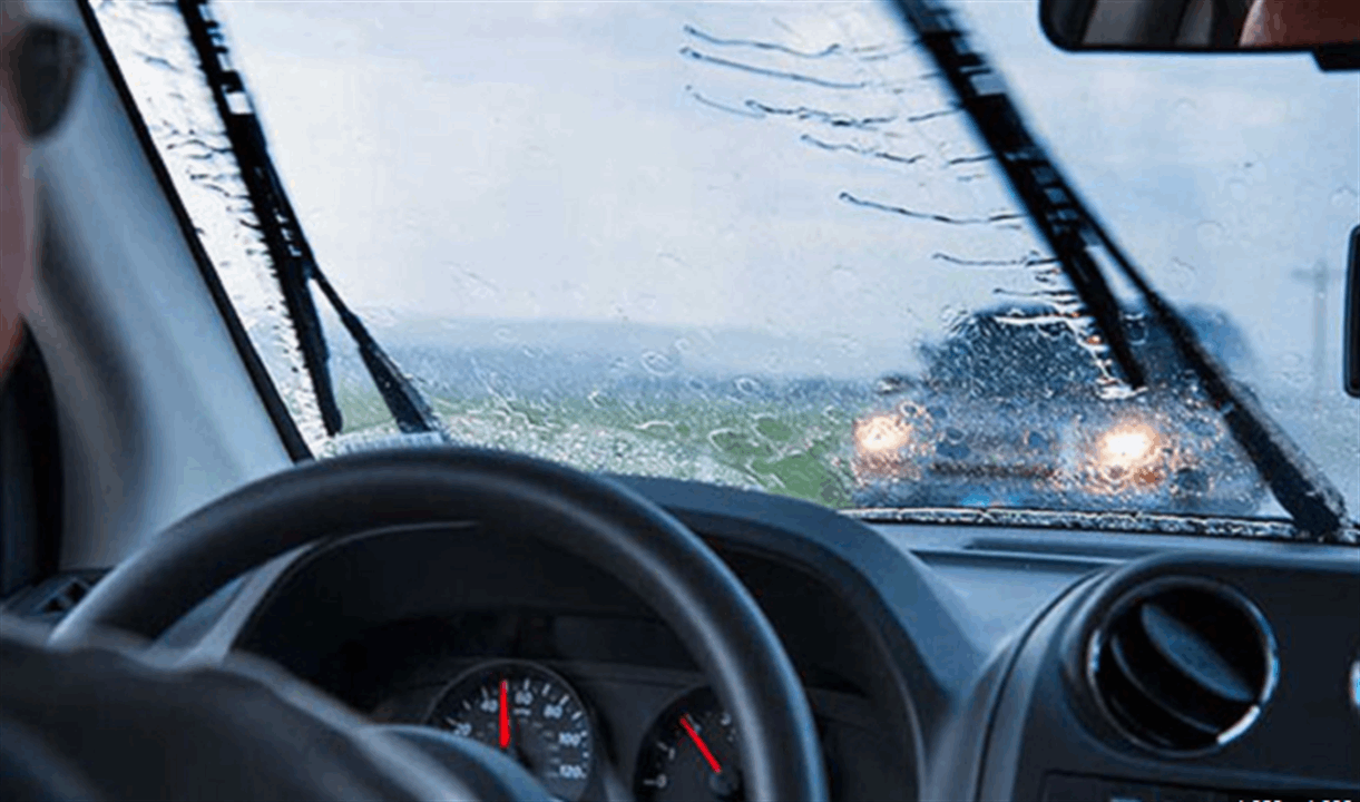 إلى السائقين.. اتبعوا هذه الاجراءات خلال العاصفة