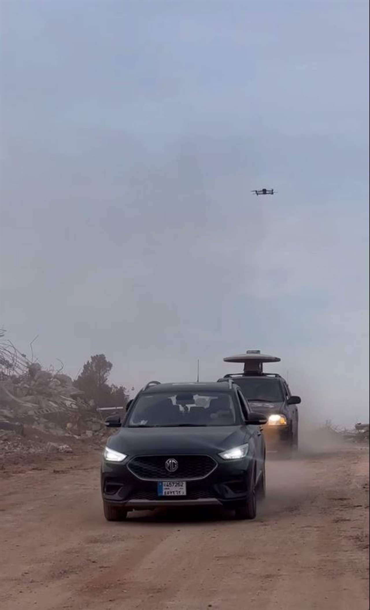 بالفيديو: محلّقة إسرائيلية تلاحق فريق الجديد في الجنوب 