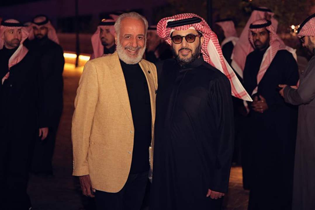 تركي ال الشيخ يوثّق لقائه بـ ايمن زيدان وهذا ما طلبه منه