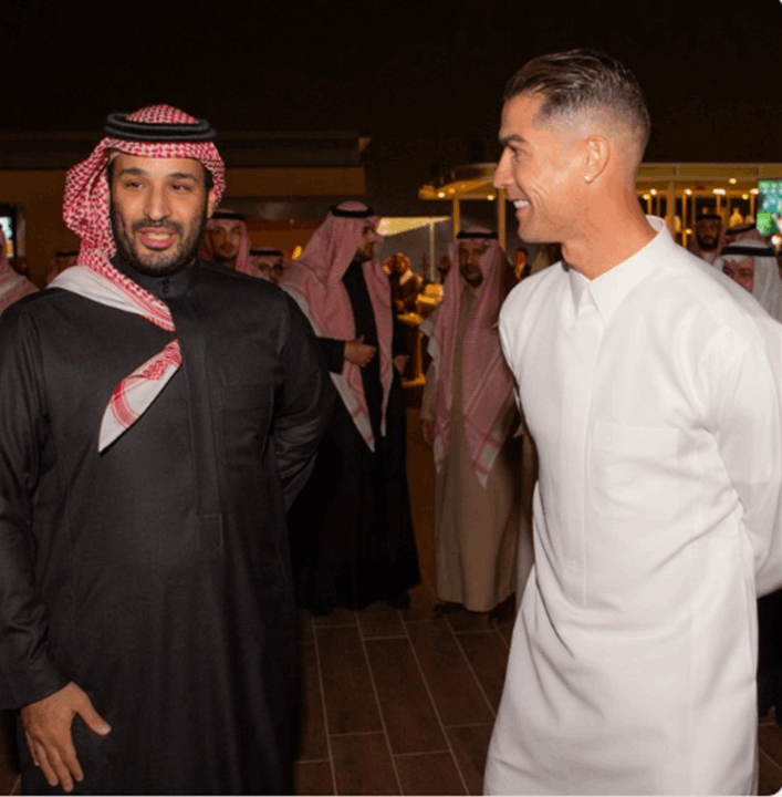 رونالدو يحتفل بيوم التأسيس بحضور ولي العهد السعودي (صورة) 