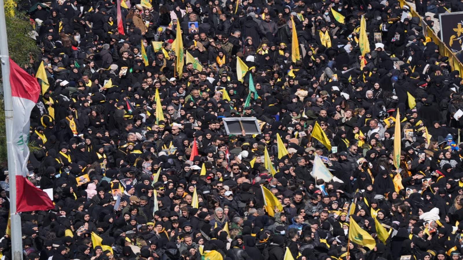 رويترز: مئات الآلاف شاركوا بتشييع نصرالله