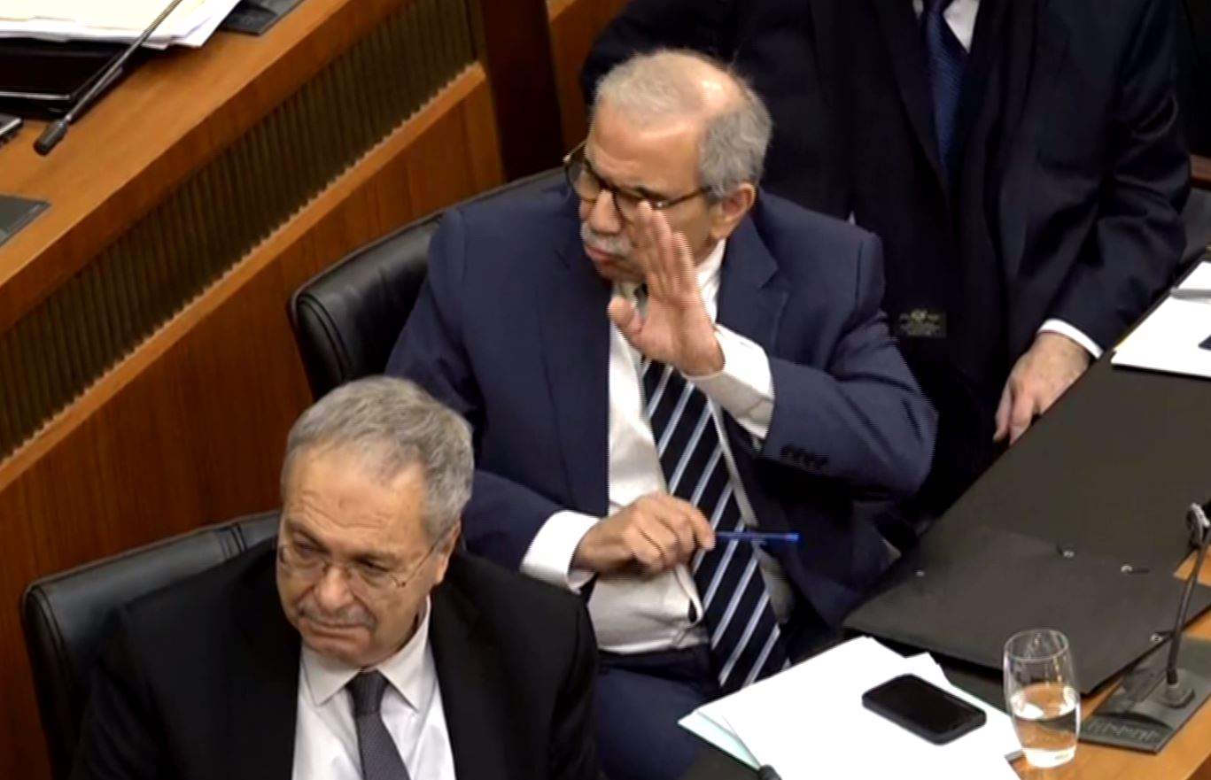 سلام لـ باسيل: "مش راغب ثقتك"! (فيديو) 