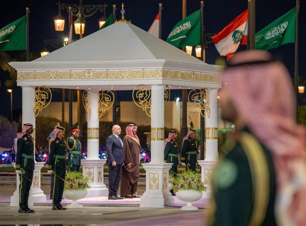 بالصور - جلسة مباحثات رسمية بين ولي العهد السعودي والرئيس عون 