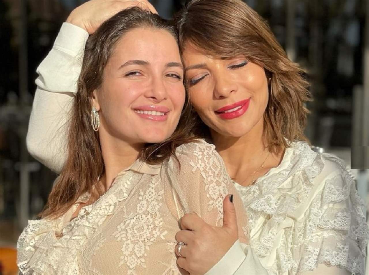 اصالة تفاجئ ابنتها شام الذهبي على الهواء " اللي بتقولوا شام مش حقيقي"  