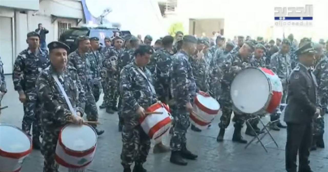 وقائع التسلم والتسليم بين المدير العام لقوى الأمن الداخلي اللواء عثمان والمدير العام اللواء عبد الله