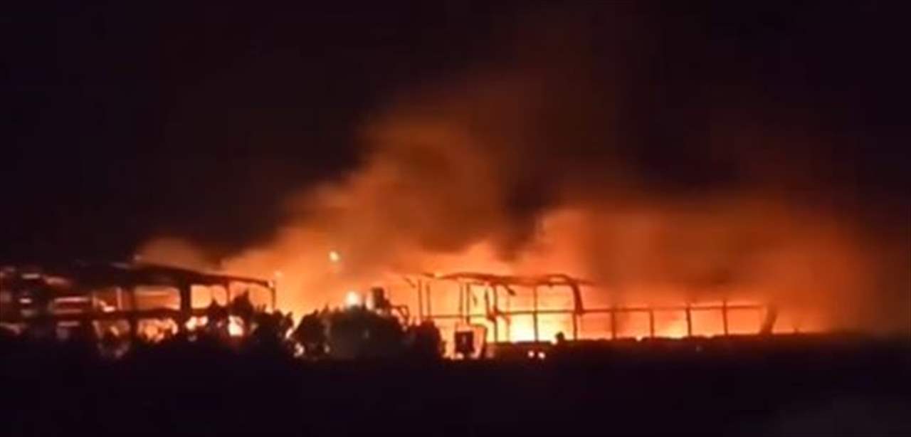 بالفيديو - غارات أميركية على مواقع حوثية في الحديدة