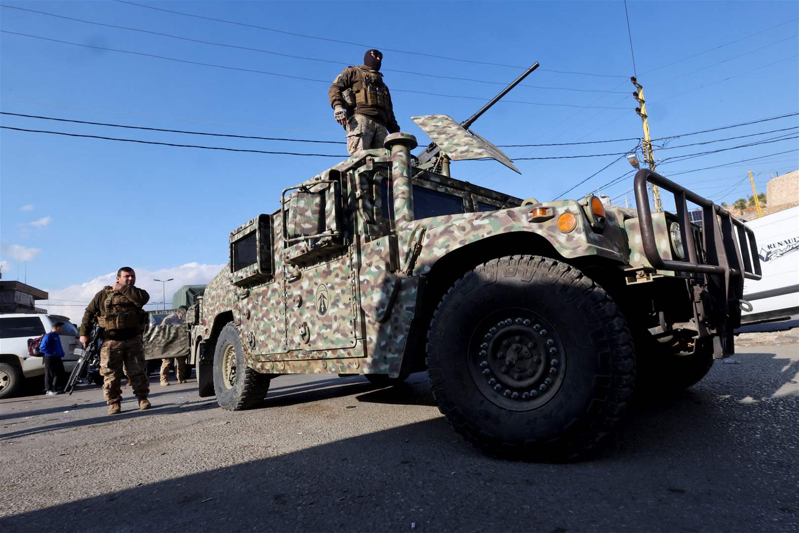 الجيش اللبناني يدخل حوش السيد علي بعد اشتباكات عنيفة 