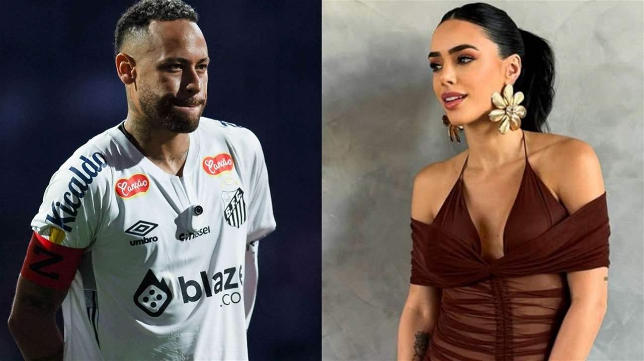 نيمار لا يتعلّم .. يتنقل بين النساء وصديقته حامل 