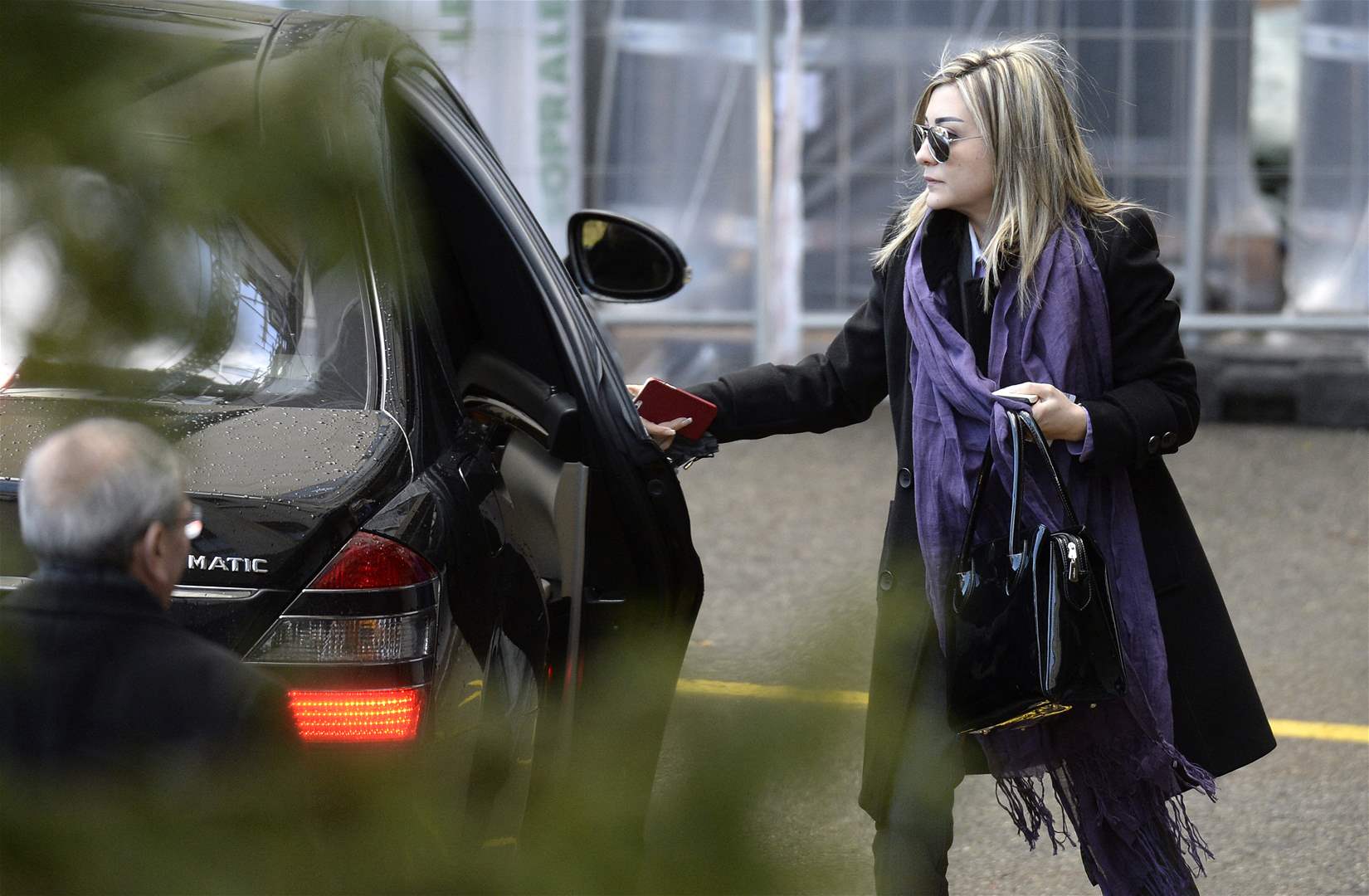  زواج لونا الشبل من بشار الاسد ؟ وثيقة مسربة تحدث بلبلة كبيرة 