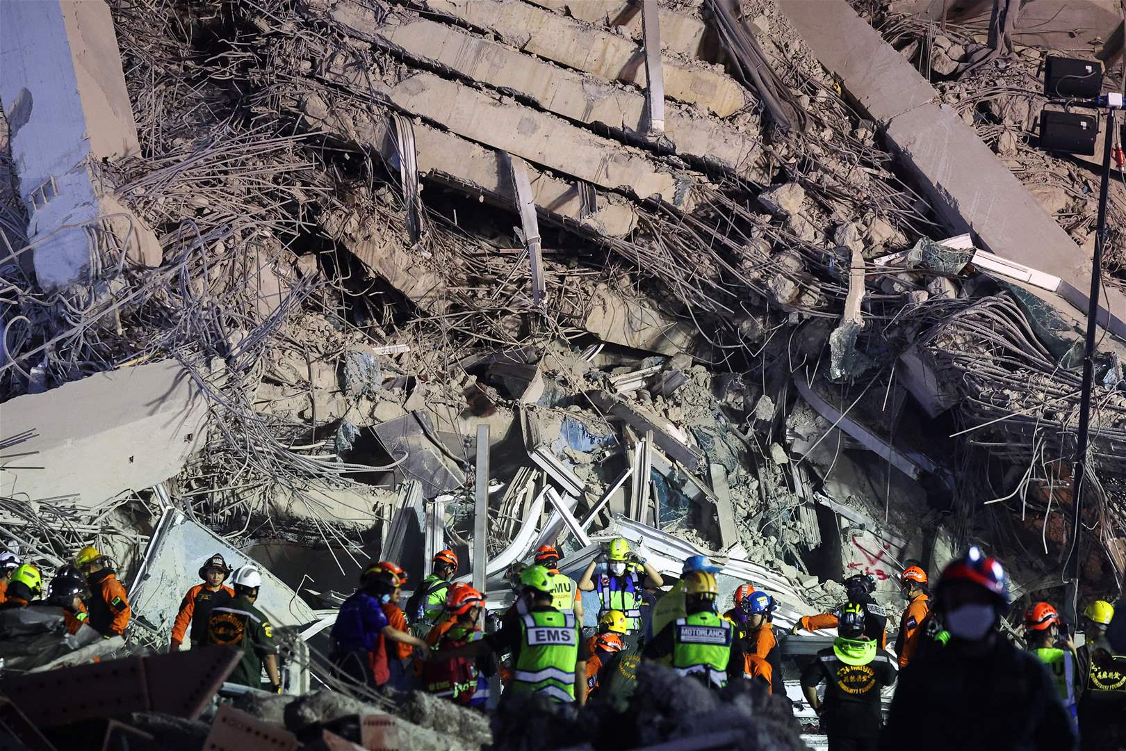 رقم كبير.. حصيلة الزلزال في بورما 