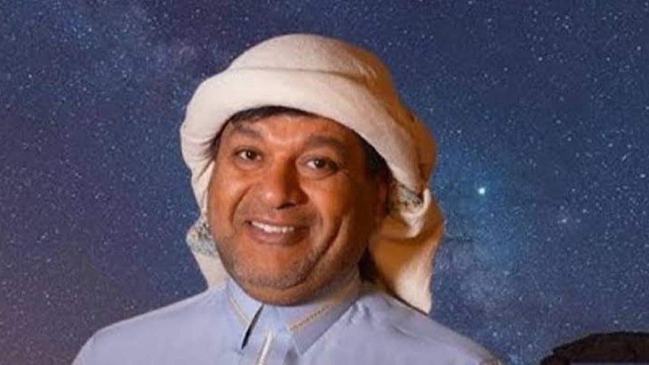 عائلة الفلكي خالد الزعاق تحتفل بعد صحة توقعاته حول موعد عيد الفطر