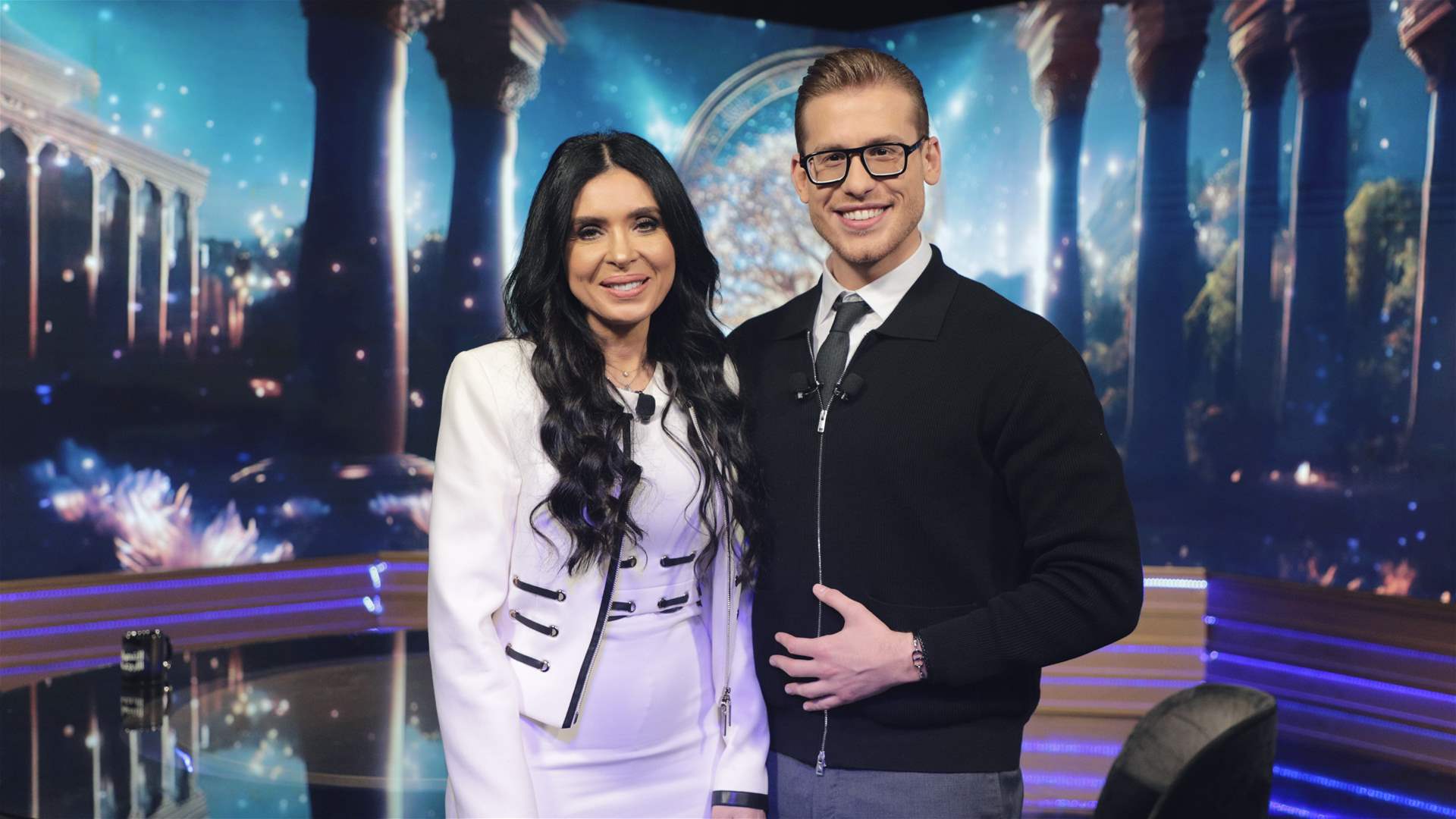 الراقصة دينا تكشف علاقتها بـ باسل الأسد: مشاهد صيدنايا ذكاء اصطناعي 