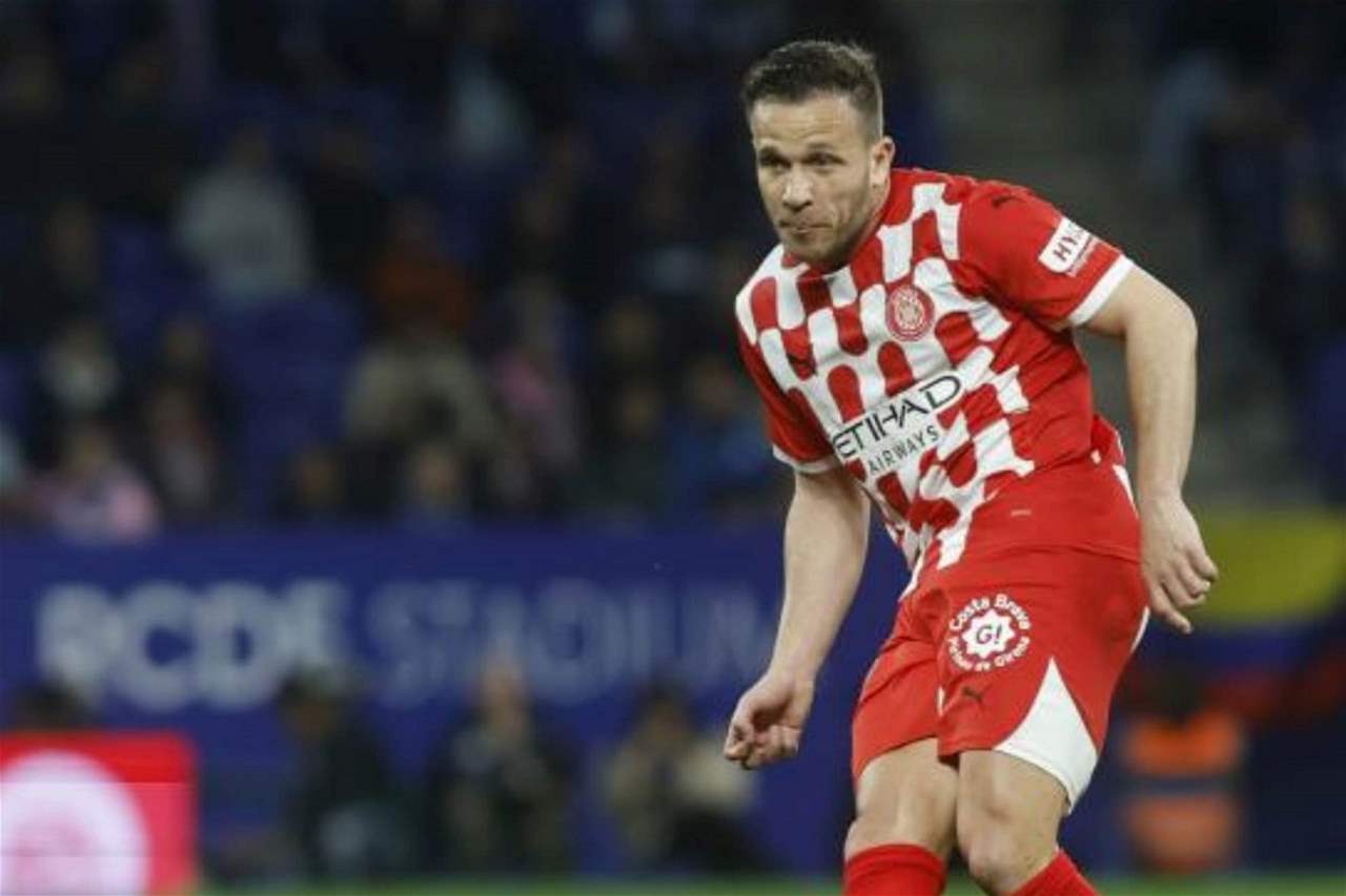 لاعب يتعرّض للسرقة في وسط مدينة برشلونة