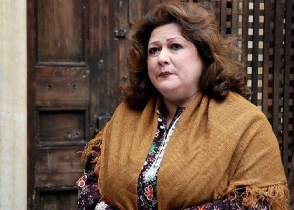 وفاة نجل الفنانة السورية ايمان عبد العزيز 