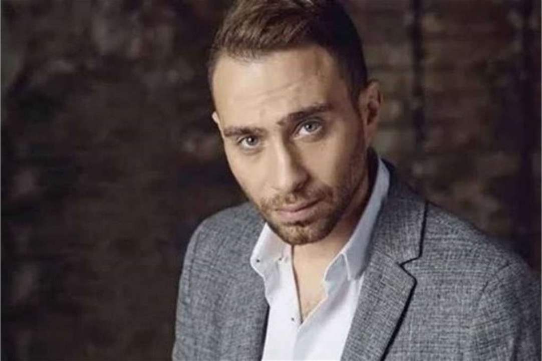 حسام حبيب يعلن خطوبته من فتاة من خارج الوسط الفني 