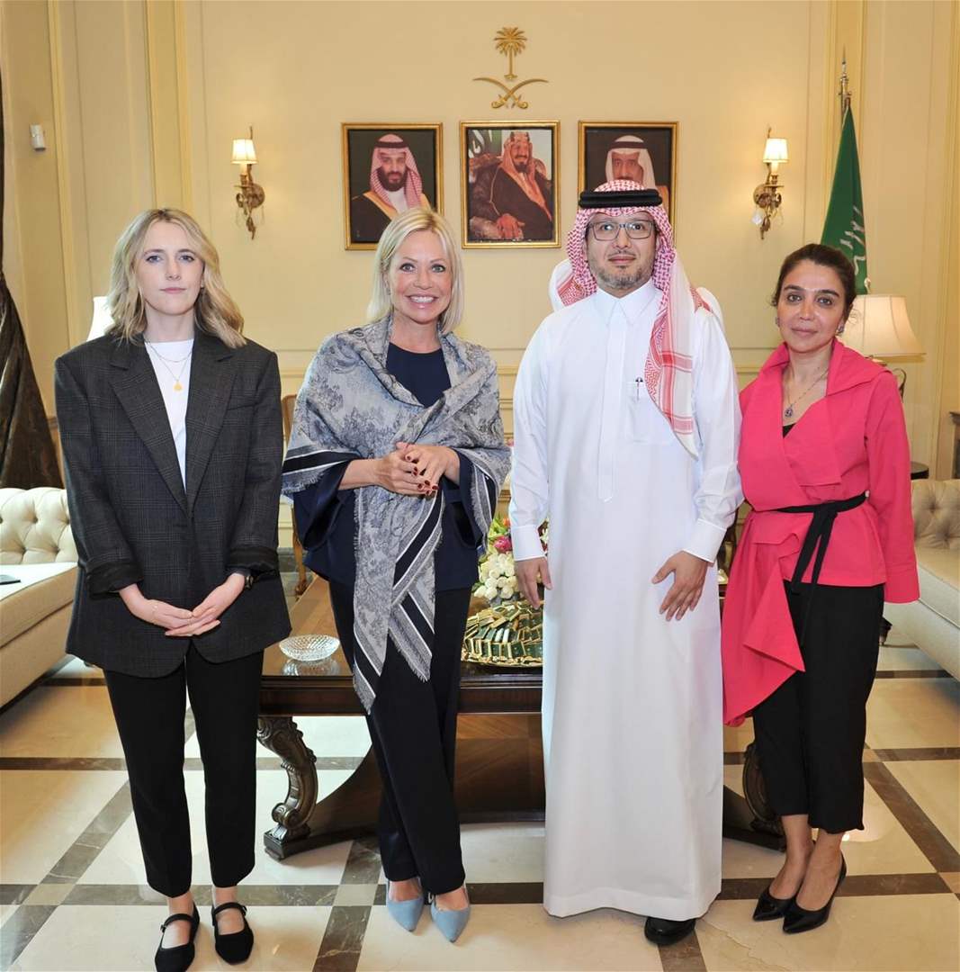 سفير المملكة وليد بخاري يستقبل المنسقة الخاصة للأمم المتحدة في لبنان 