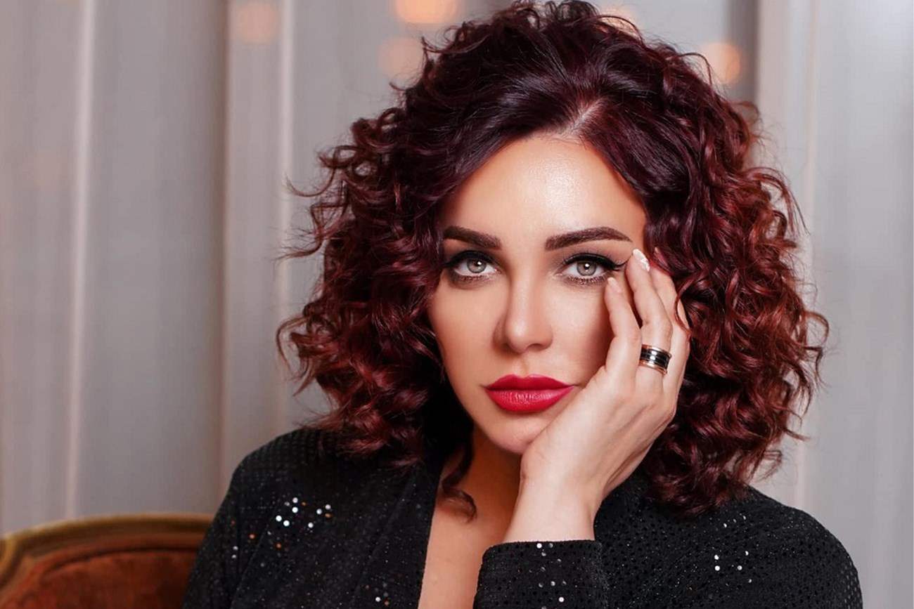 سلاف فواخرجي تكشف حقيقة تقديمها لجوء إنساني إلى فرنسا 