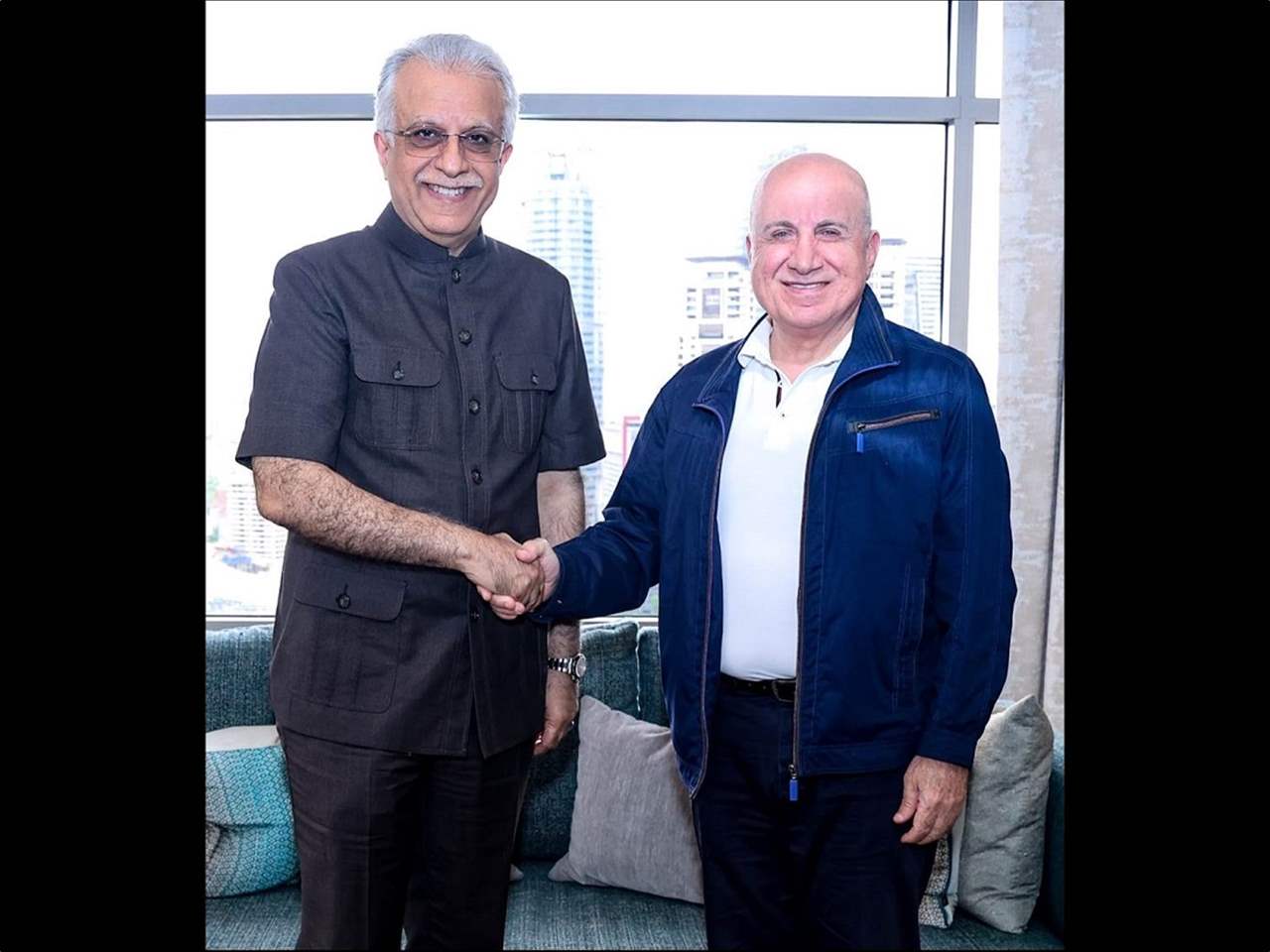 الشيخ سلمان التقى حيدر وكرّمه وأثنى على قيادته وعلى نتائج المنتخبات اللبنانية