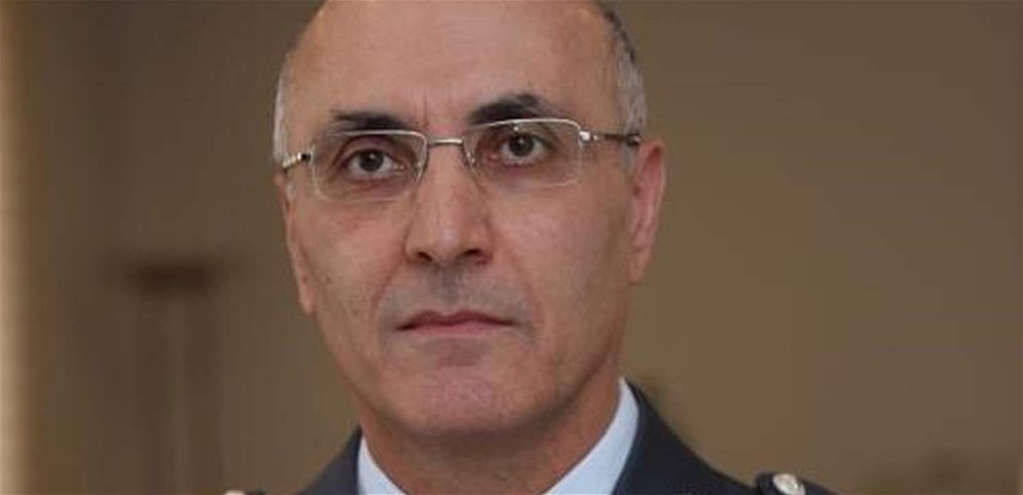 وزير الداخلية يثني على جهود عناصر قوى الأمن