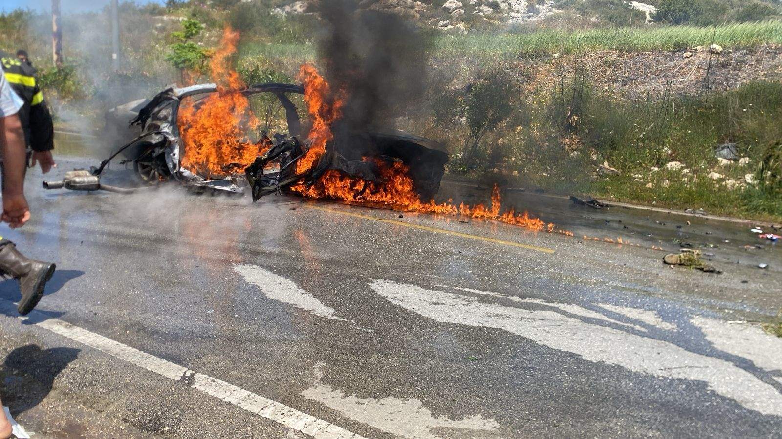 مراسل الجديد: شهيد في حصيلة أولية عقب إستهداف سيارة بصاروخ موجه من مسيّرة في بلدة كوثرية السياد 