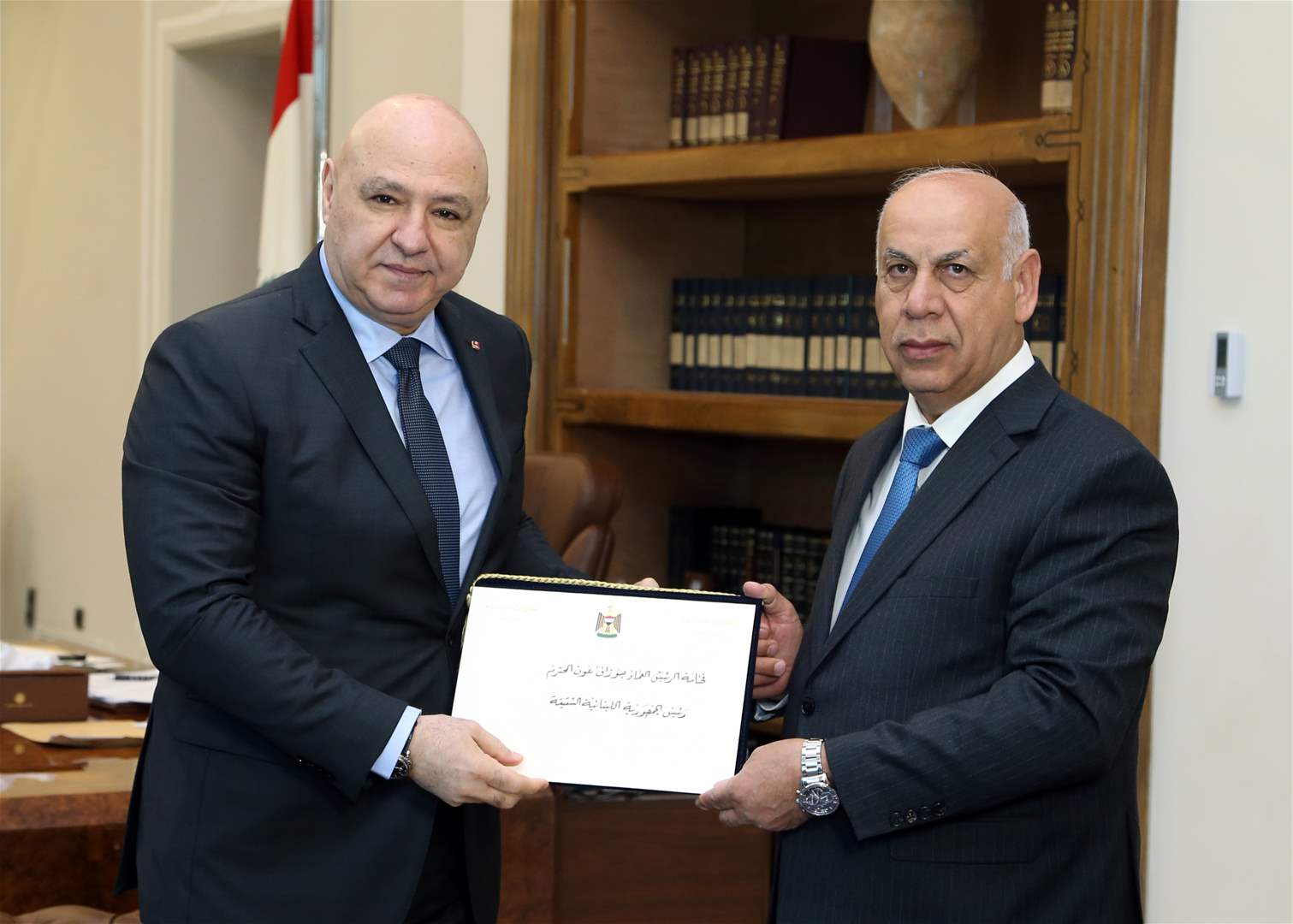 الرئيس عون تسلم دعوة من نظيره العراقي لحضور القمة العربية المقبلة في بغداد