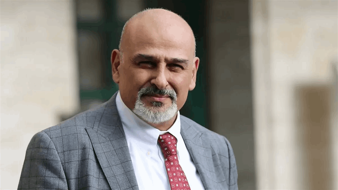 جمال سليمان يوضح سبب انفعاله على معجبة مصرية