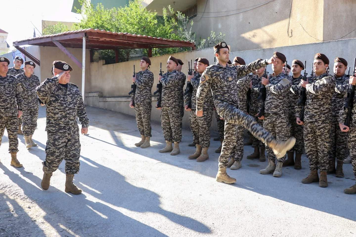 بالفيديو - اللواء لاوندس للضباط والعسكريين: تأكيد على الشفافية.. ماذا عن الأوضاع المعيشية؟