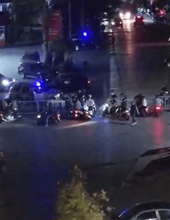 بالفيديو - الضاحية الجنوبية.. طوق أمني ودعوات لإخلاء المنطقة المحيطة بمكان الغارة