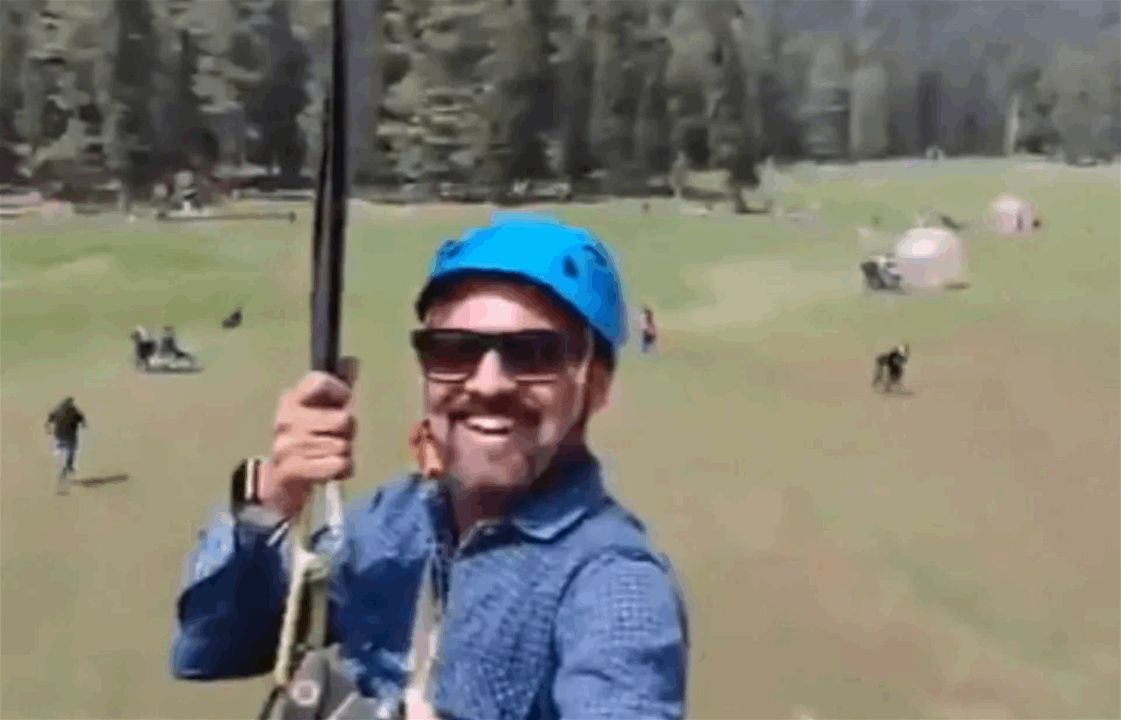 سائح يوثق لحظة "هجوم كشمير" من السماء (فيديو) 