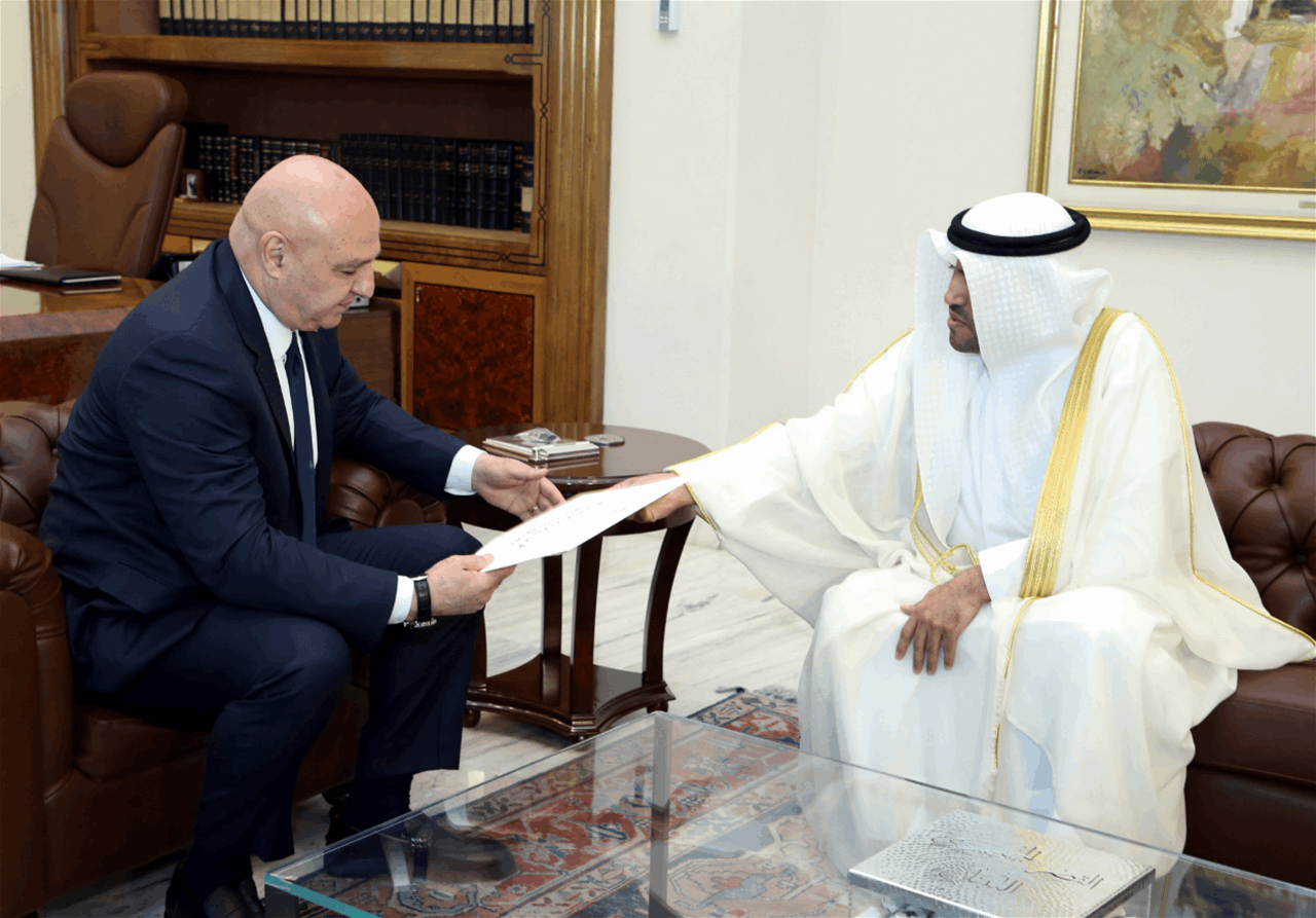 أمير الكويت يفتح أبواب الديوان للرئيس عون في أيار