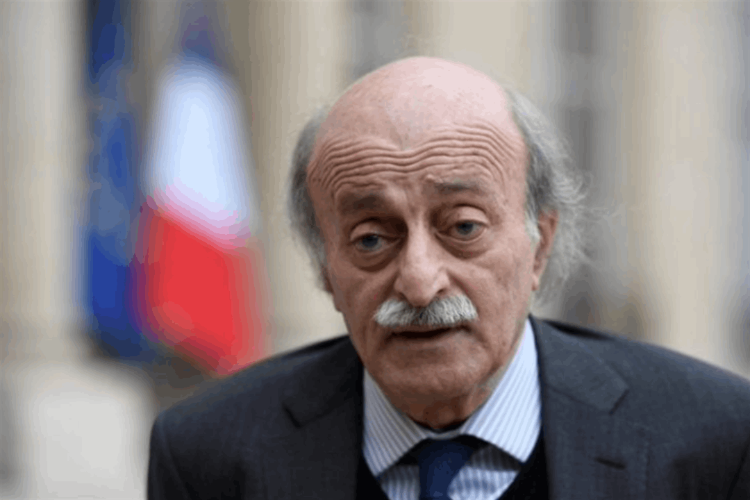 جنبلاط يجري اتصالات مكثفة: أوقفوا حمام الدم في سوريا! 