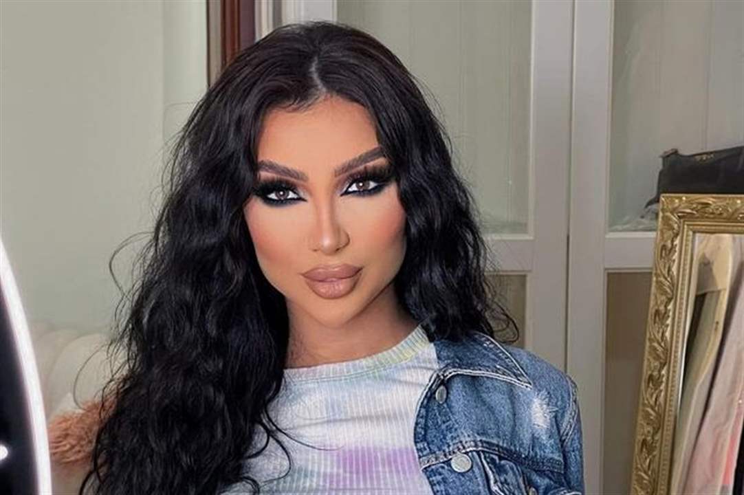 دنيا بطمة تفقد اعصابها على مراسل وتمزق شعار الوسيلة الإعلامية التي يعمل فيها