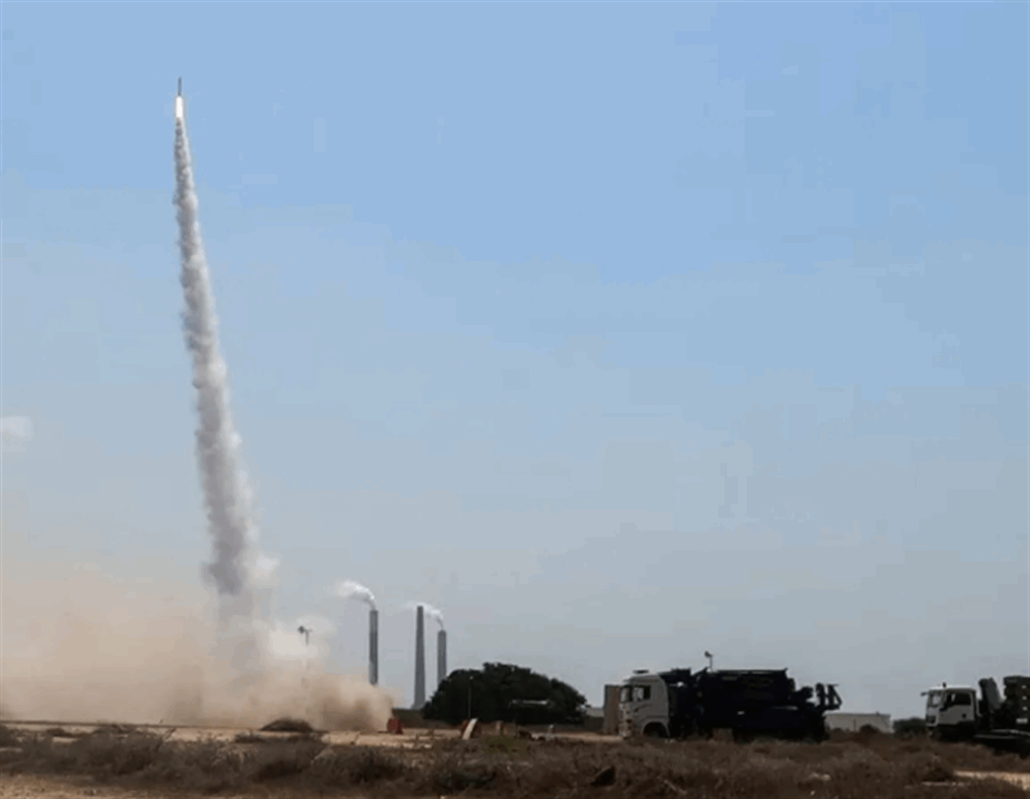 بالفيديو.. صاروخ يمني يضرب مطار بن غوريون