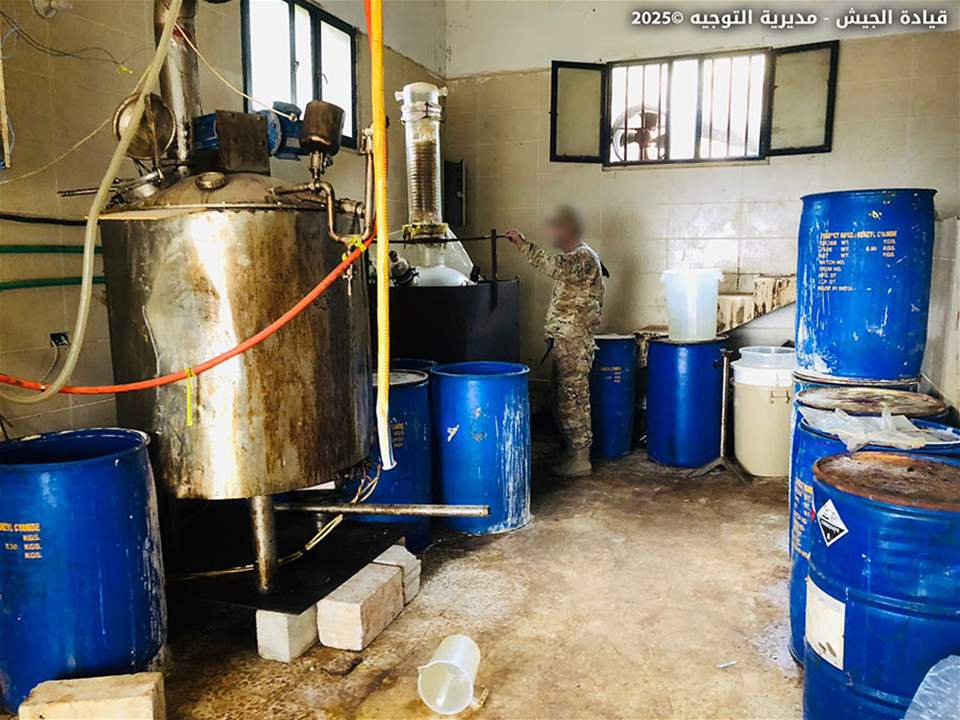 الجيش يدهم معملاً لتصنيع الكبتاغون في هذه المنطقة