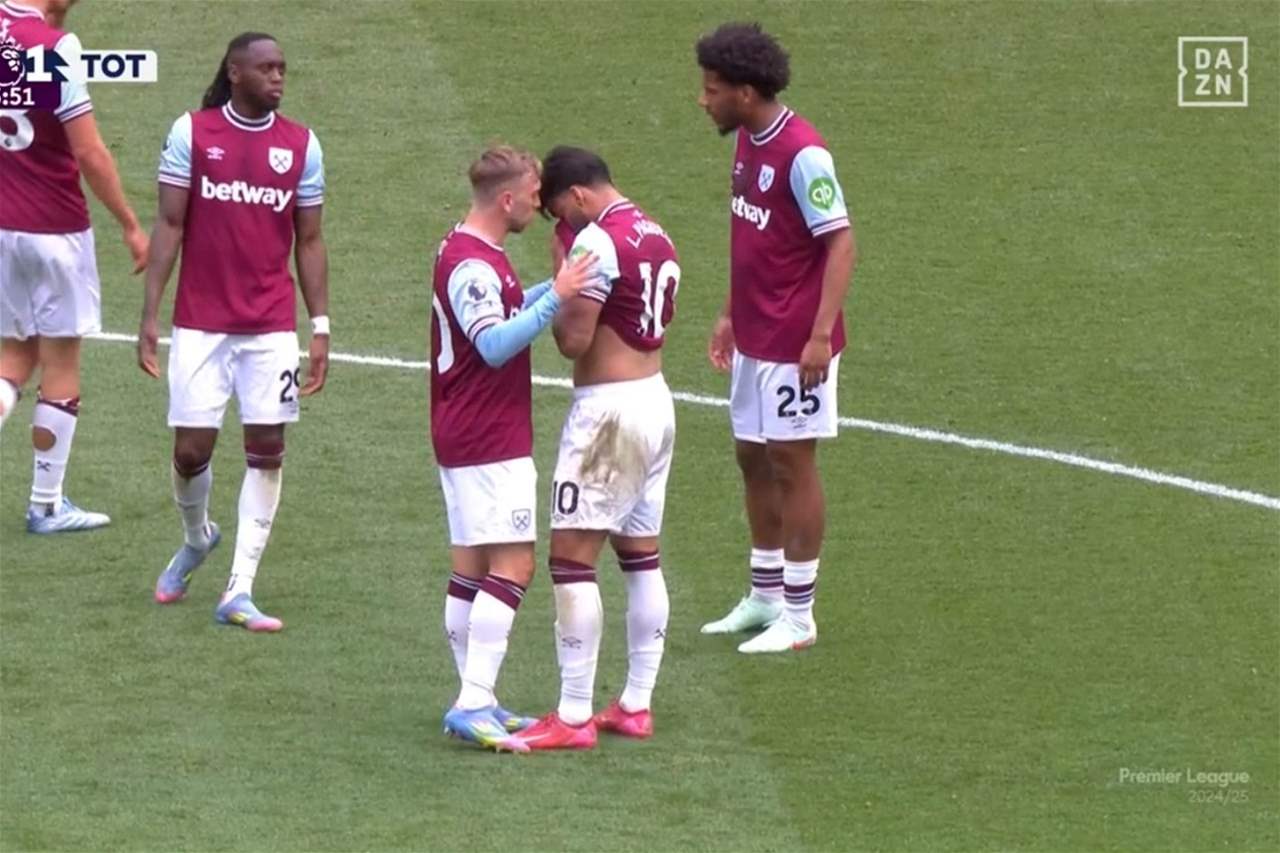 بطاقة صفراء تُخرج باكيتا المُتهم باكياً وزوجته تُدافع