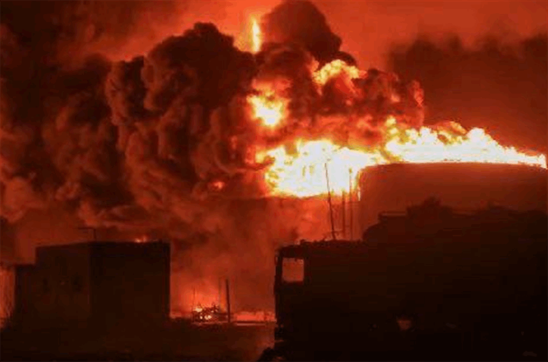 السماء بلون أحمر! (شاهد الفيديو) 