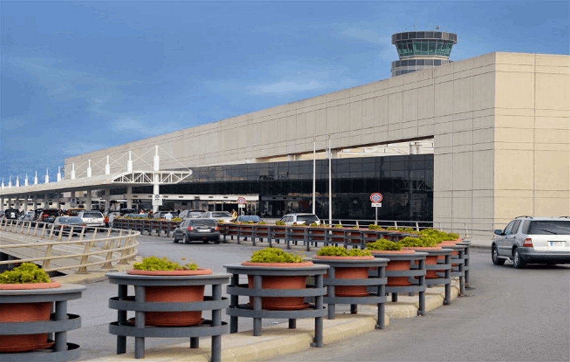 بعد رفع الحظر.. أول طائرة إماراتية تحط في مطار بيروت (فيديو)  