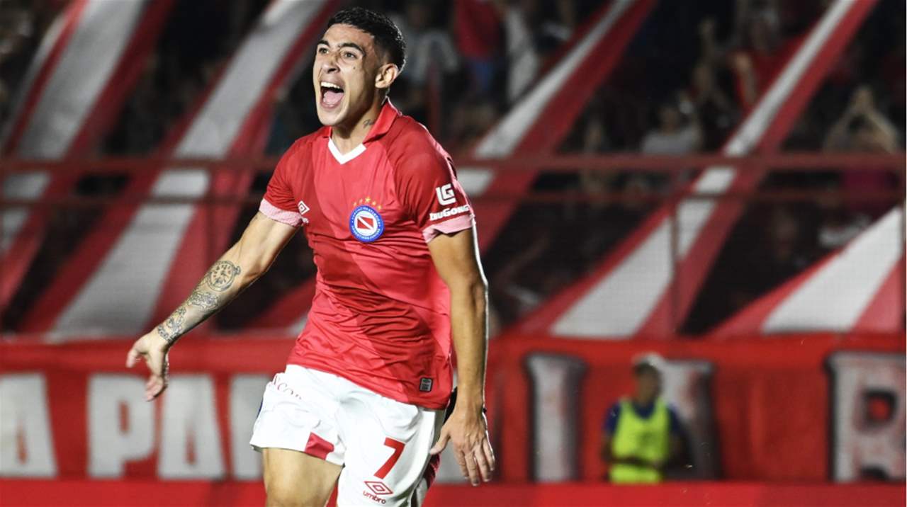 فيديو - هدفٌ مذهل قد ينال جائزة بوشكاش